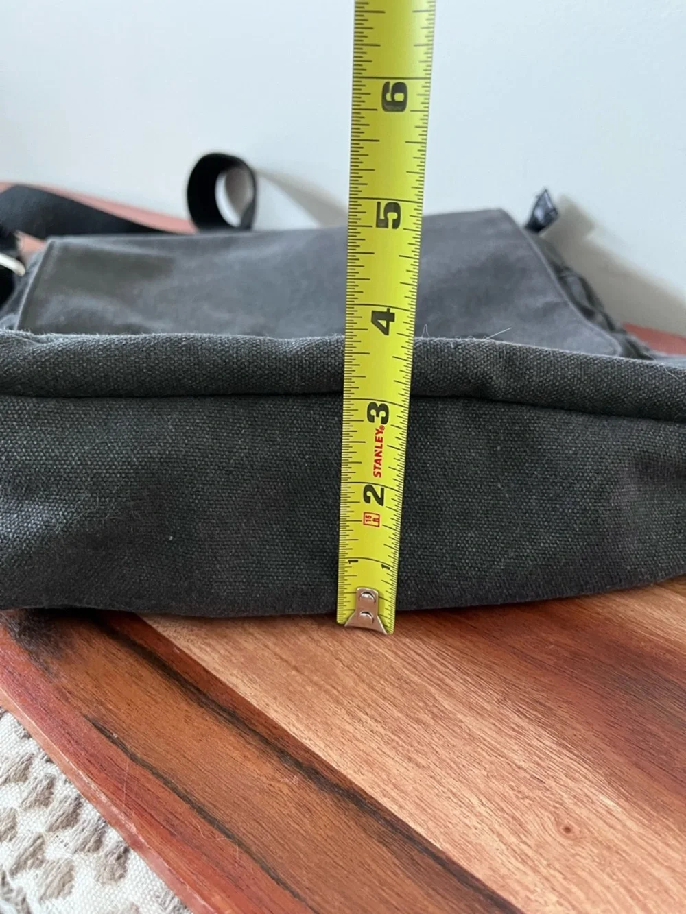 Katana messenger bag